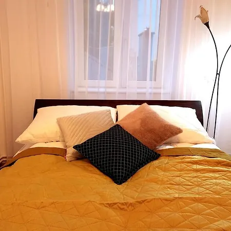 Apartament Old Town - 5 Bedrooms Sołtyka S2