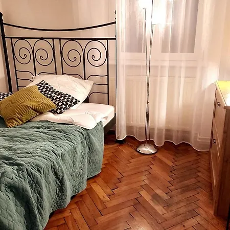 Old Town - 5 Bedrooms Soltyka S2 Krakow
